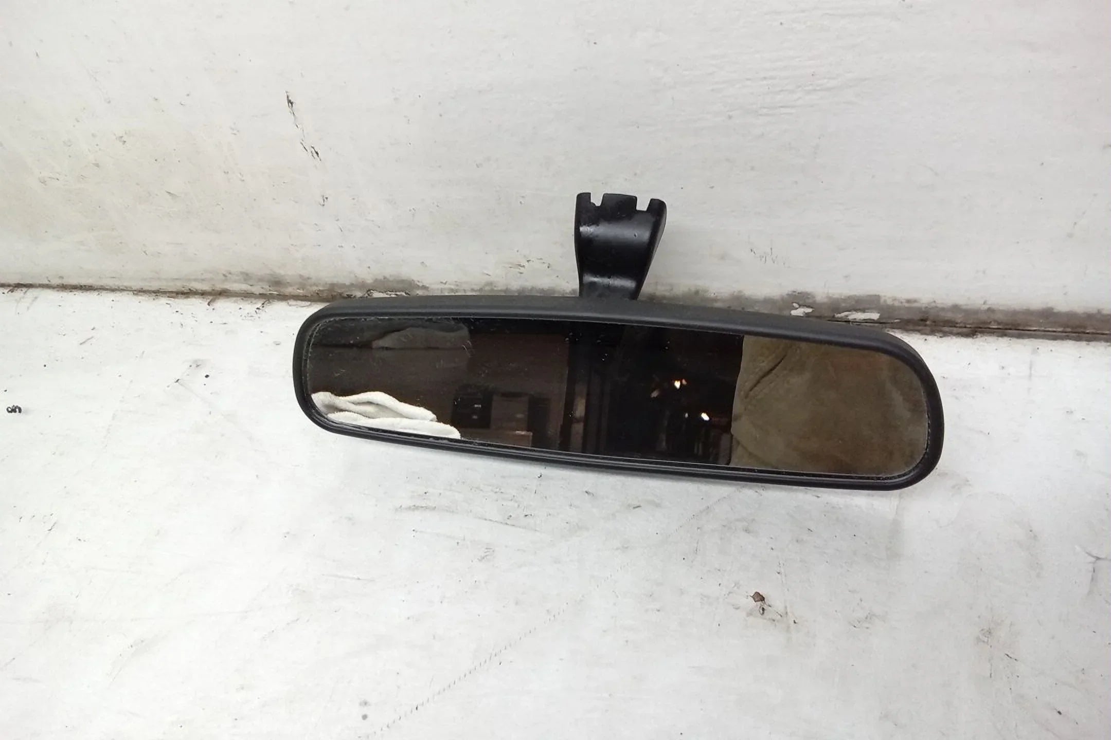 Pre-Owned 19 2019 Dodge Charger Interior Rear View Mirror OEM (Good)