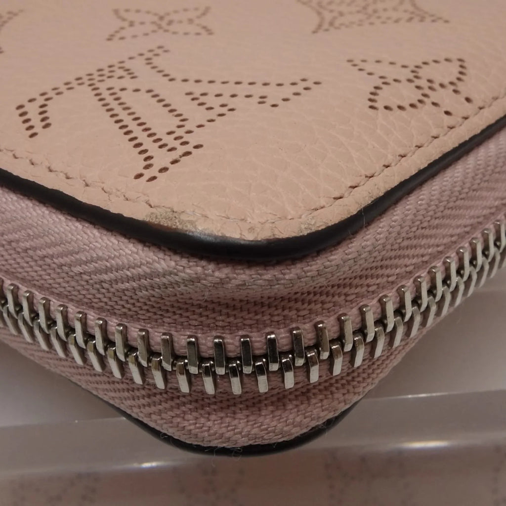 Pre-Owned LOUISize VUITTON Zippy Wallet M61868 Long Monogram Mahina Magnolia (Pink) 083014 (Good)