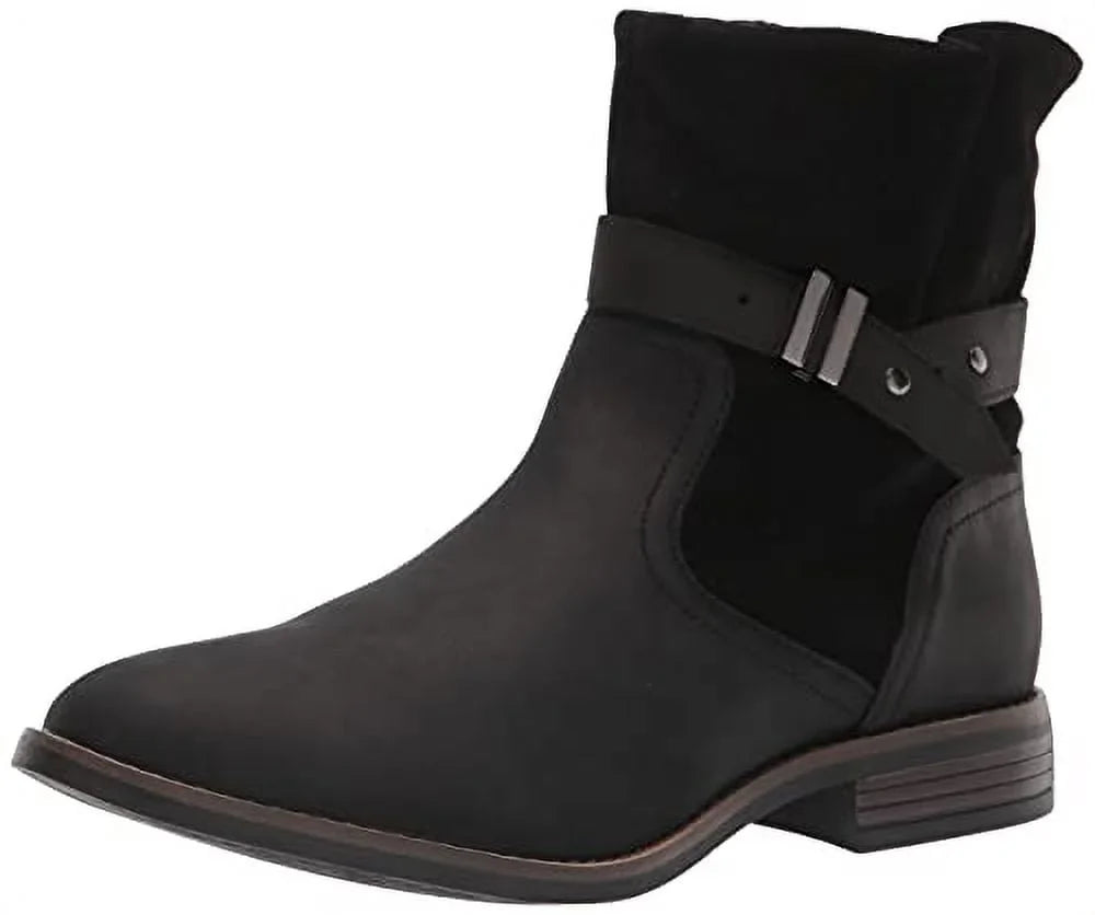 Clarks Women's Camzin Sizetrap Fashion Boot, Black, 5
