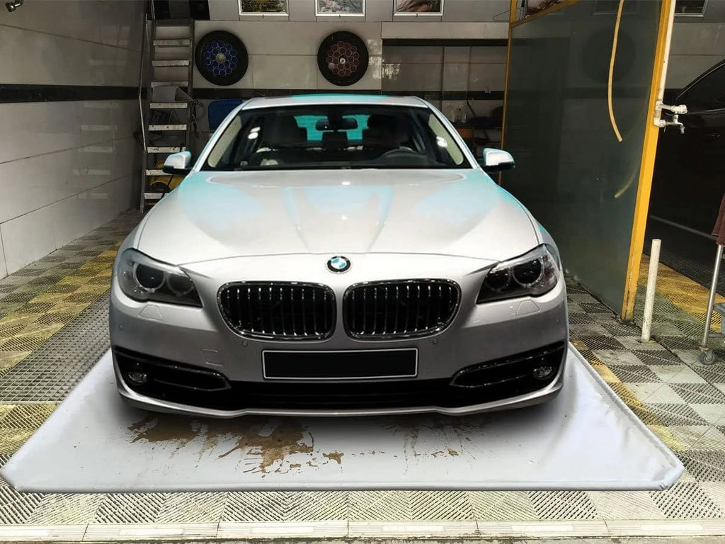 Floor Defender Garage Containment Mats (7' 9" x 18' Car Sizeize)