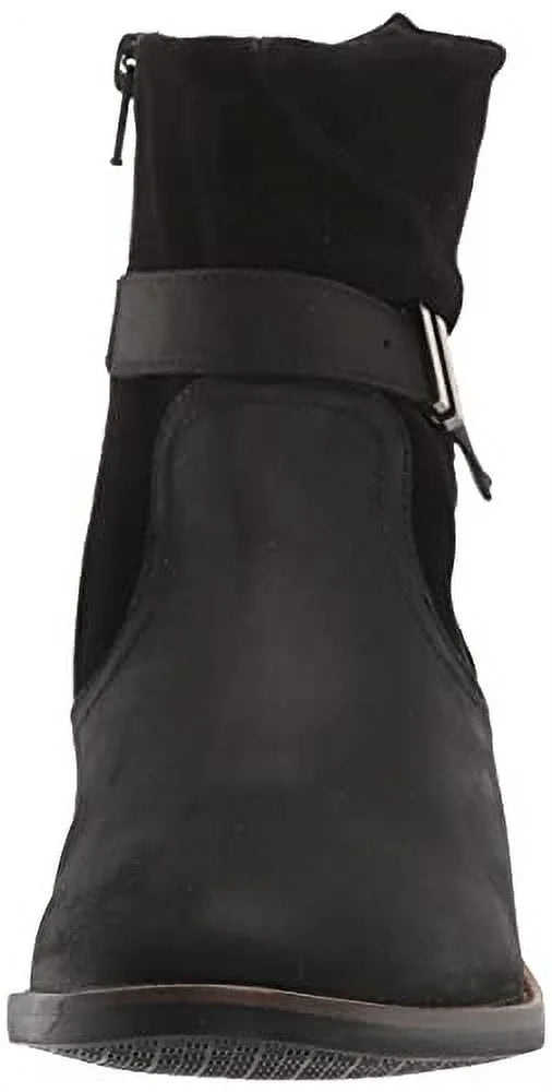 Clarks Women's Camzin Sizetrap Fashion Boot, Black, 5