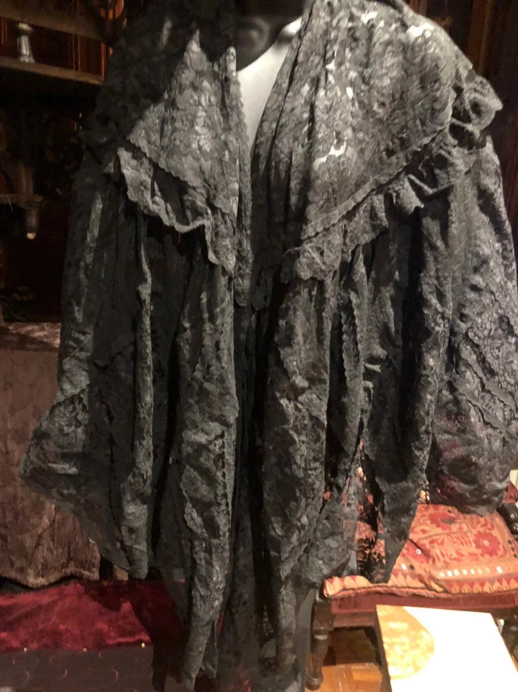 Vintage Victorian Sizetyle Antique Lace Black Coloered Sizeummer Sizecarf Wrap