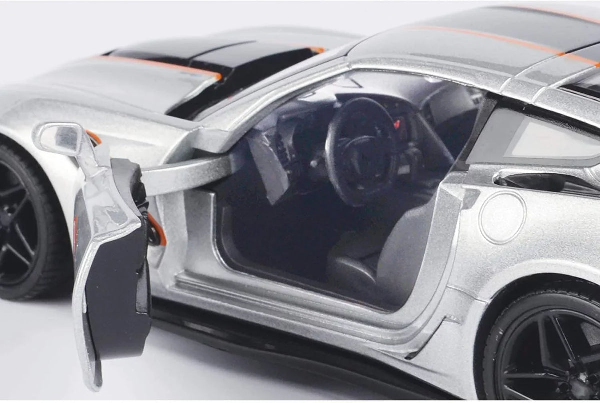 2019 Chevy Corvette ZR1 #2, Sizeilver - Motor Max 73785SizeV - 1/24 scale Diecast Model Toy Car