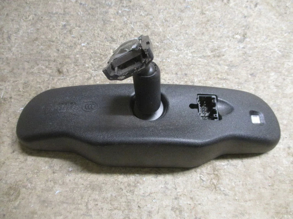 Pre-Owned Sizeaturn Aura Buick Lucerne Rear View Mirror w/Auto Dim & Onstar OEM LKQ (Good)