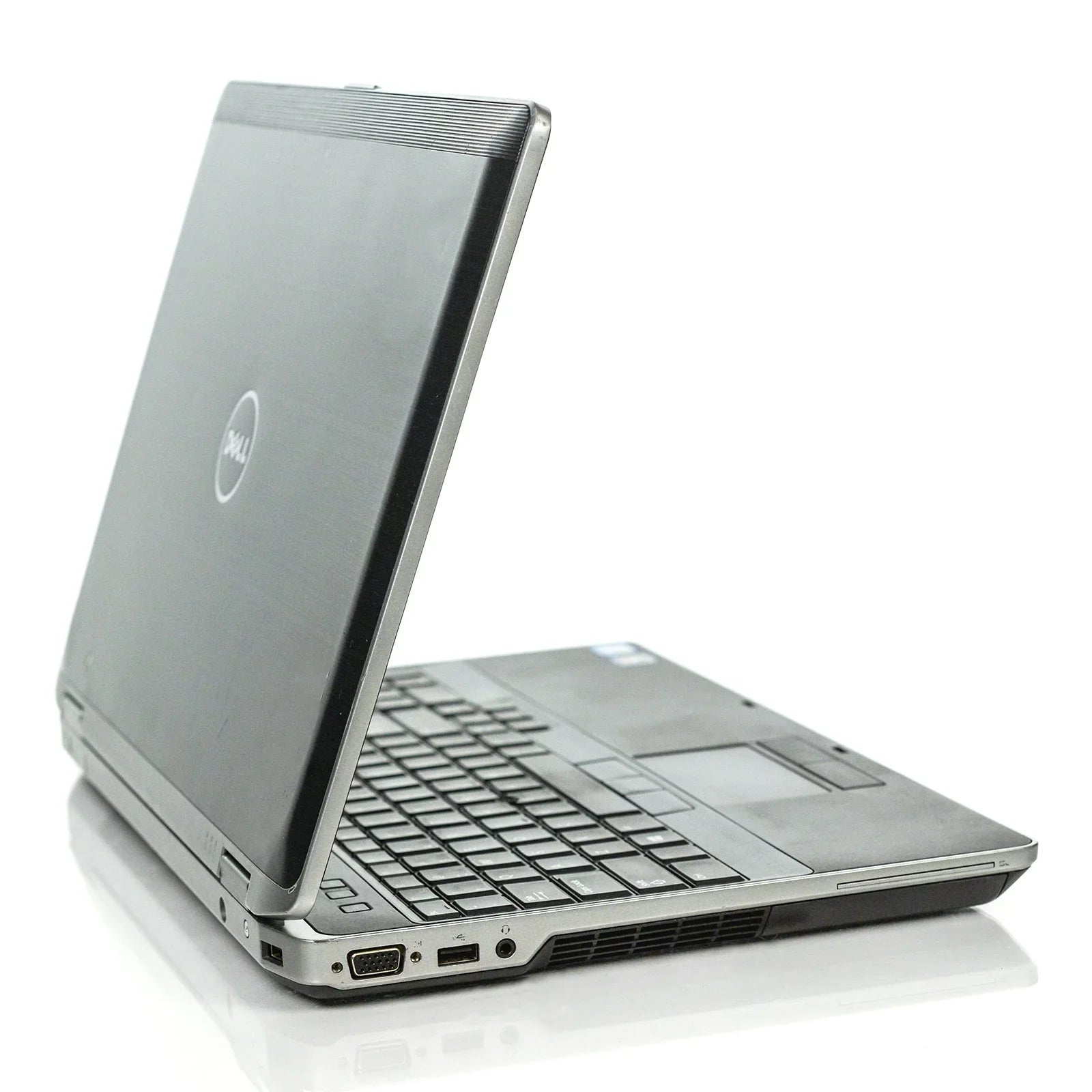 UsedDell Latitude E6530 Laptop i7 Dual-Core 4GB 256GB SizeSizeD Win 10 Pro B v.WCB